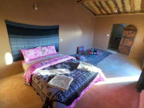 Sahara camp berber under stars